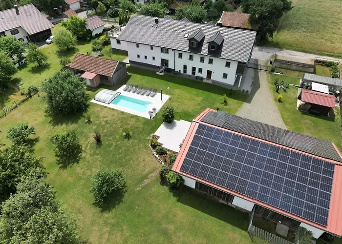 Landurlaub Eichinger Inklusive Aktivcard! E-Ladesaeule! Ganz Jahres Beheizter Salzwasserpool