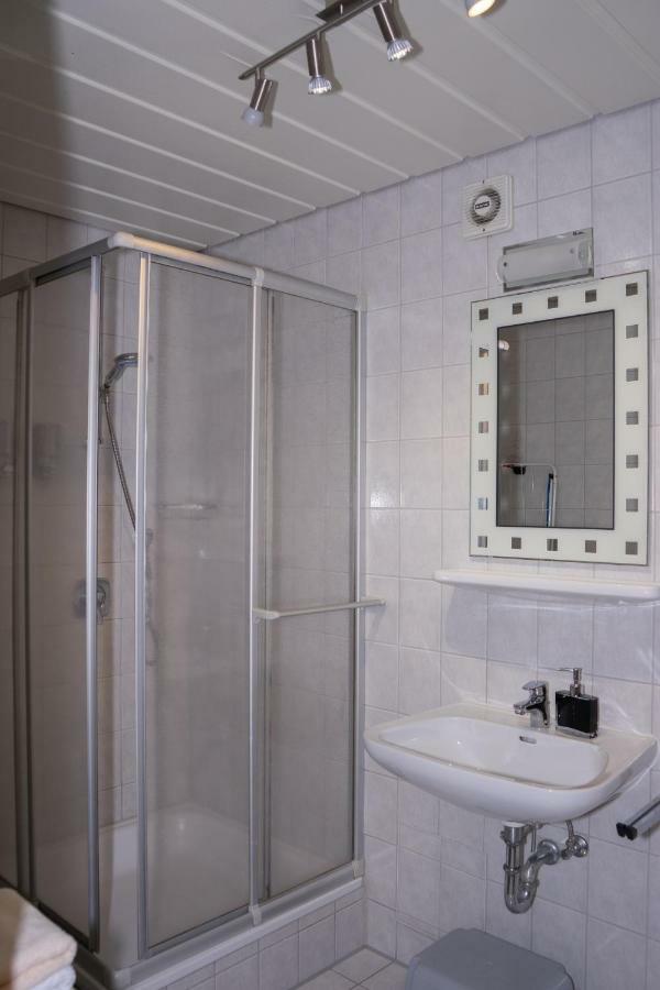 Landurlaub Eichinger Inklusive Aktivcard! E-ladesaeule! Ganz Jahres Beheizter Salzwasserpool Appartement Thurmansbang
